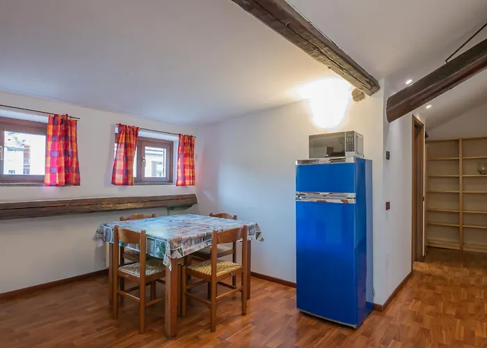 Apartamento Spazioso E Comodo In Fs - Ac *